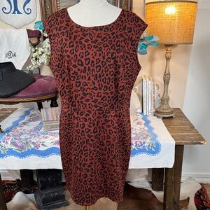 Nine West Sleeveless Leopard Print Shift Dress in Rust